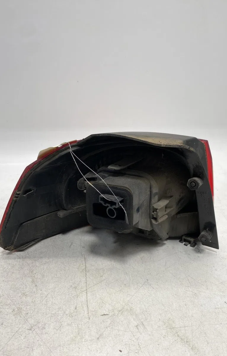 Feu arrière droit Volkswagen GOLF VI (5K1) 1.6 tdi (2009-2012) 5 portes occasion