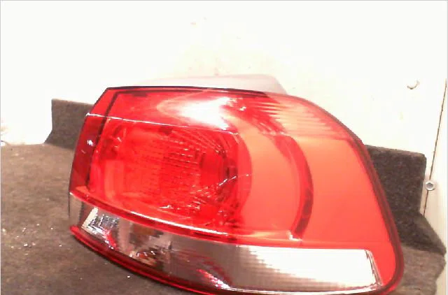Feu arrière droit Volkswagen GOLF VI (5K1) 1.6 tdi (2009-2012) occasion