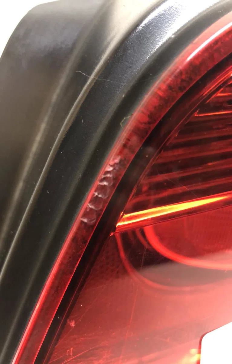 Feu arrière droit Volkswagen POLO V (6R1, 6C1) 1.2 tdi (2009) 5 portes occasion