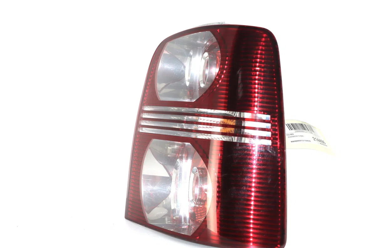 Feu arrière droit Volkswagen TOURAN (1T1, 1T2) 1.9 tdi (2003-2004) occasion