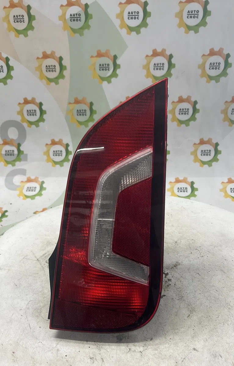 Feu arrière droit VOLKSWAGEN UP PHASE 1 occasion