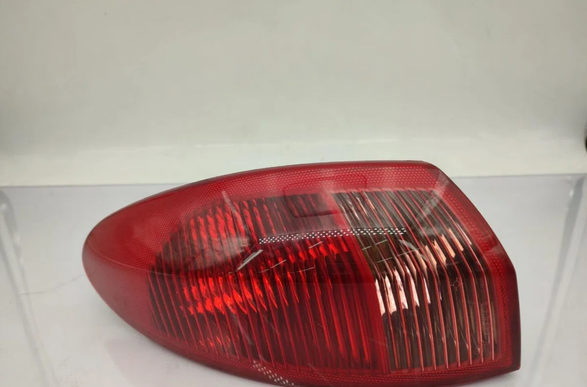 Feu arrière gauche ALFA ROMEO 147 PHASE 1 occasion