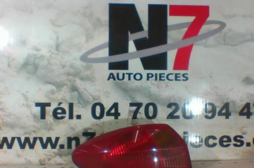 Feu arrière gauche ALFA ROMEO 147 PHASE 2 occasion