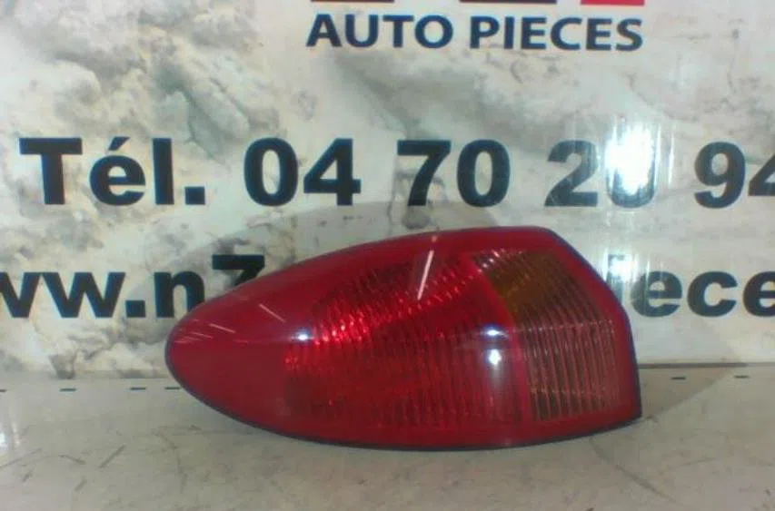 Feu arrière gauche ALFA ROMEO 147 PHASE 2 occasion