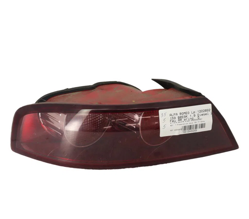 Feu arrière gauche Alfa romeo 159 Sportwagon (939_) 1.9 jtdm 16v (939bxc1b, 939bxc12) (2006-2011) occasion