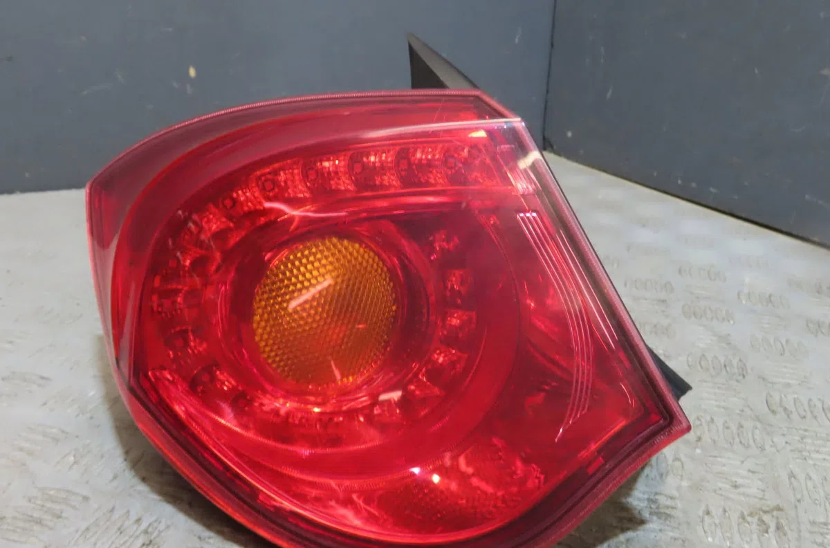 Feu arrière gauche Alfa romeo GIULIETTA (940_) 2.0 jtdm (940.fxl1a) (2010-2020) occasion
