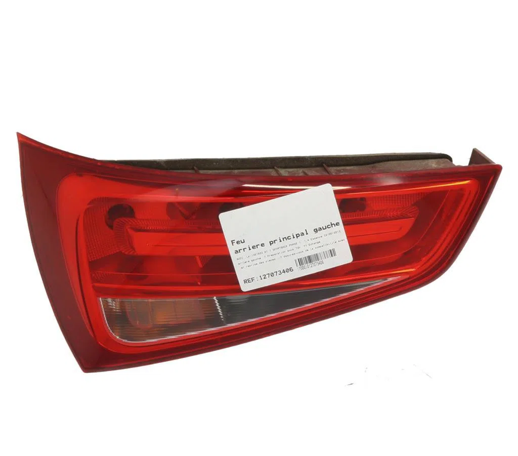 Feu arrière gauche Audi A1 Sportback (8XA, 8XF) 1.4 tfsi (2011-2015) occasion