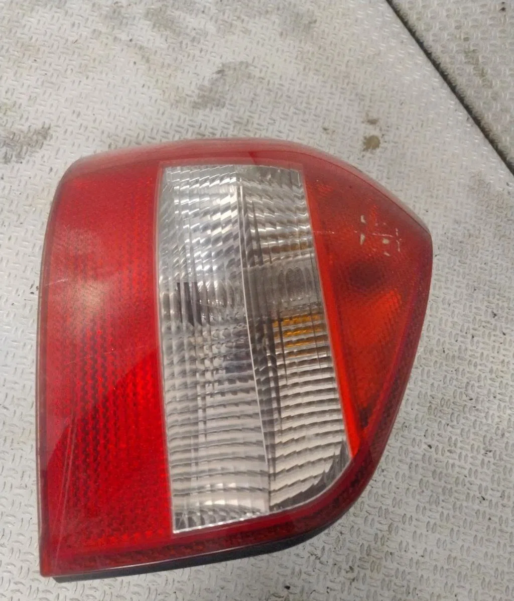 Feu arrière gauche Audi A3 (8L1) 1.9 tdi (1996-2001) occasion