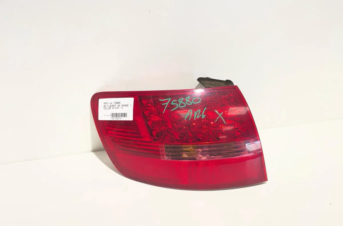 Feu arrière gauche Audi A6 C6 Avant (4F5) S6 quattro (2006-2011) occasion
