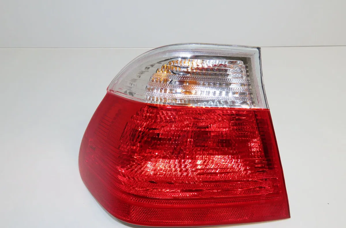 Feu arrière gauche Bmw 3 (E46) 330 d (1999-2005) occasion