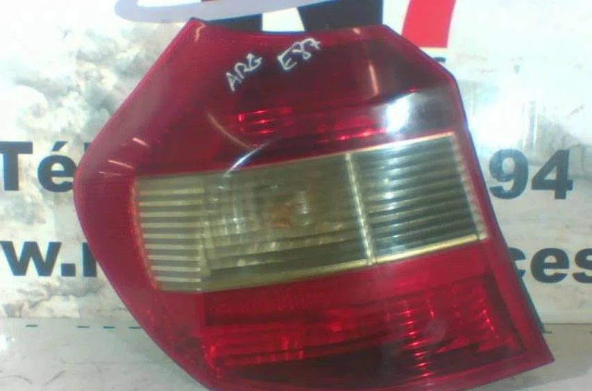 Feu arrière gauche BMW SERIE 1 E87 PHASE 2 occasion