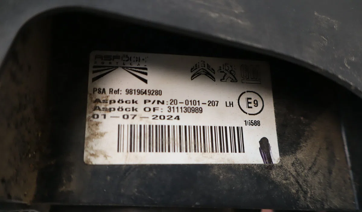 Feu arrière gauche Citroen BERLINGO Camionnette-Monospace (K9) 1.5 bluehdi 100 (2018) occasion