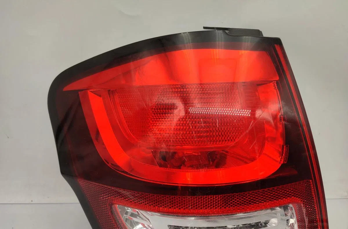 Feu arrière gauche CITROEN C3 2 PHASE 1 occasion