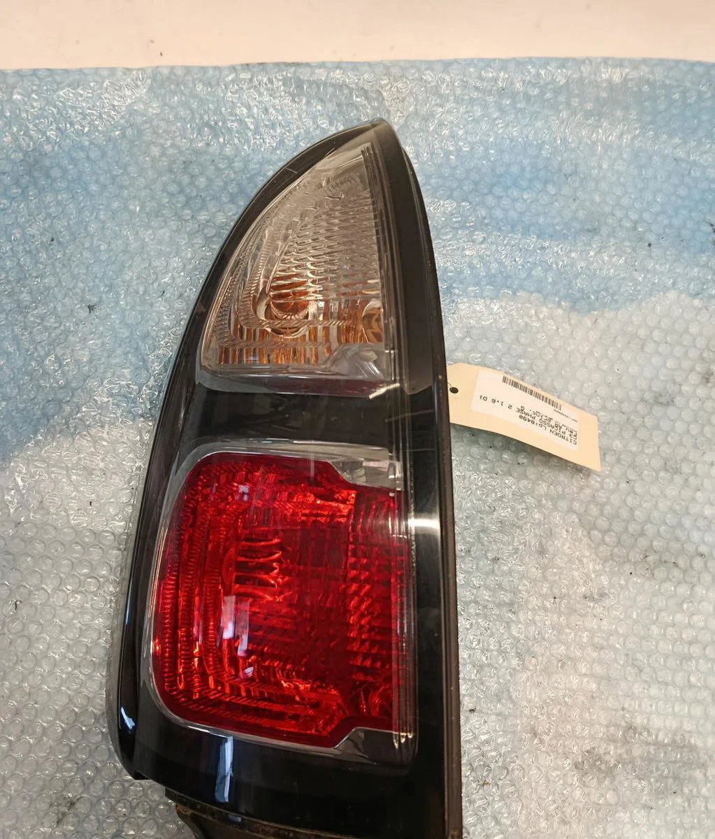 Feu arrière gauche Citroen C3 PICASSO (SH_) 1.6 hdi 90 (2010) 5 portes occasion