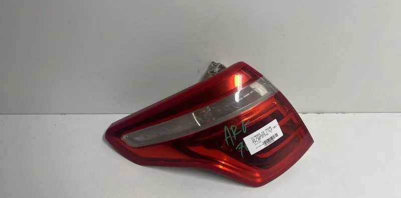 Feu arrière gauche Citroen C4 PICASSO I Monospace (UD_) 2.0 hdi 138 (2006-2013) 5 portes occasion