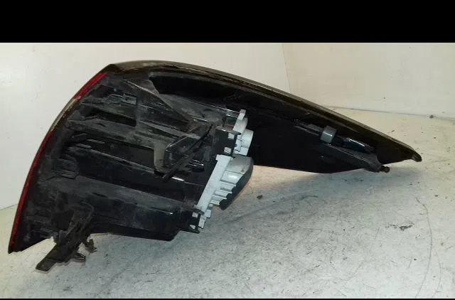 Feu arrière gauche Citroen C4 PICASSO I Monospace (UD_) 2.0 hdi 150 (2009-2013) 5 portes occasion
