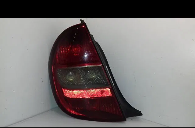 Feu arrière gauche Citroën C5 I (DC_) 2.0 hdi (dcrhzb, dcrhze) (2001-2004) 5 portes occasion