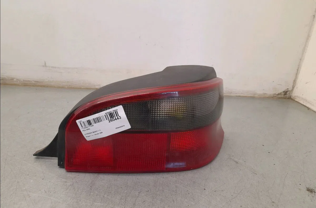 Feu arrière gauche Citroen SAXO (S0, S1) 1.1 x, sx (1996-2003) 5 portes occasion