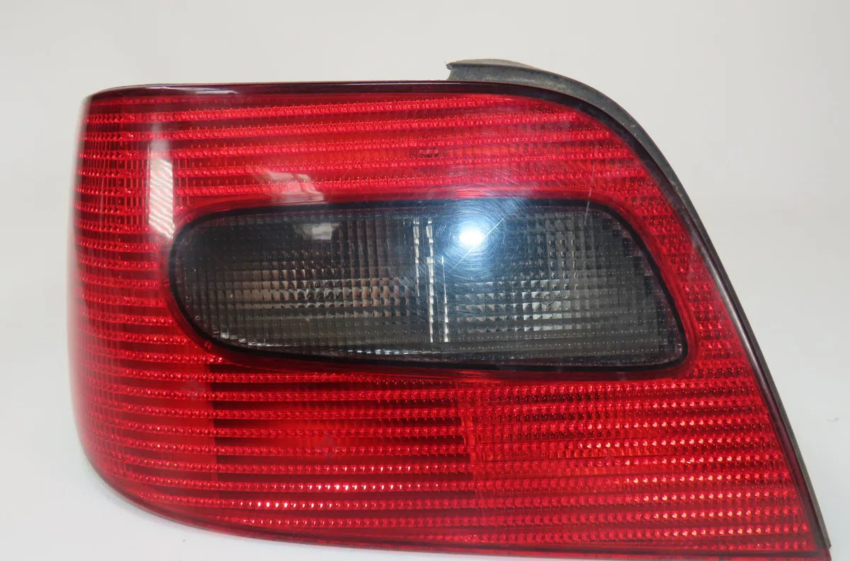 Feu arrière gauche Citroen XSARA Coupé (N0) 2.0 hdi 90 (1999-2005) occasion