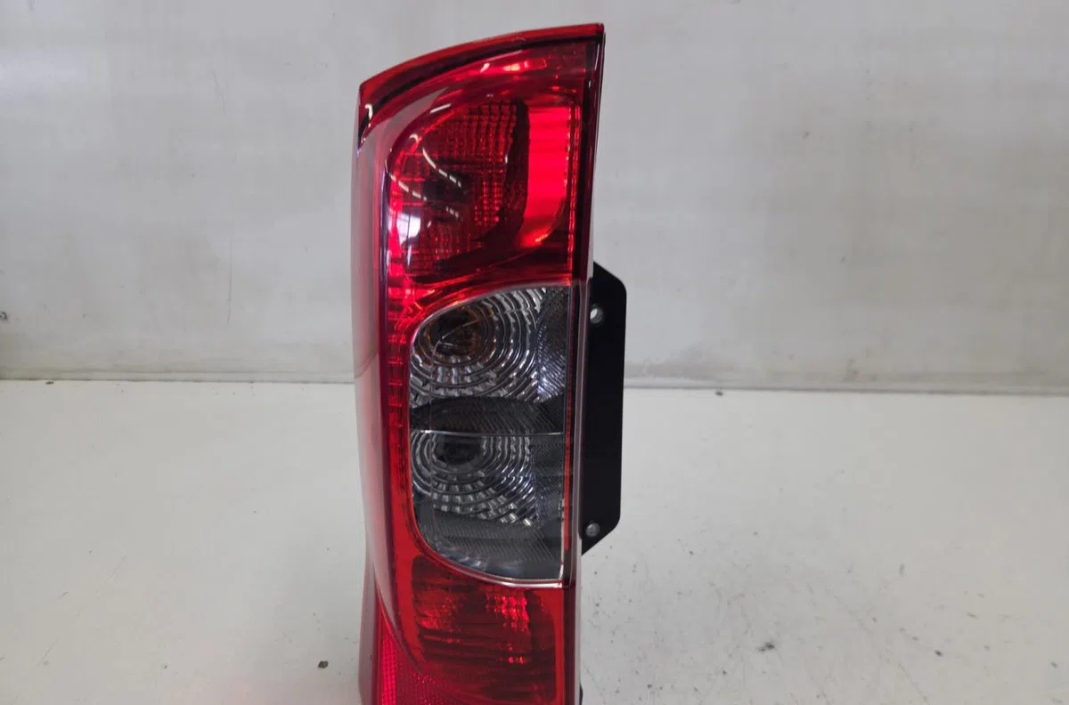 Feu arrière gauche FIAT FIORINO 3 PHASE 1 occasion