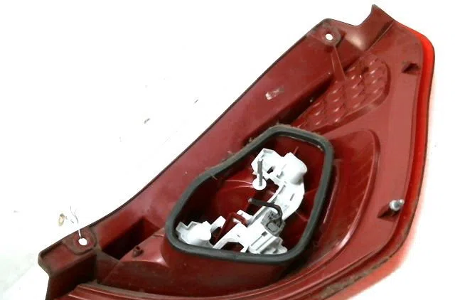 Feu arrière gauche Ford FIESTA VI (CB1, CCN) 1.4 tdci (2010-2012) 3 portes occasion