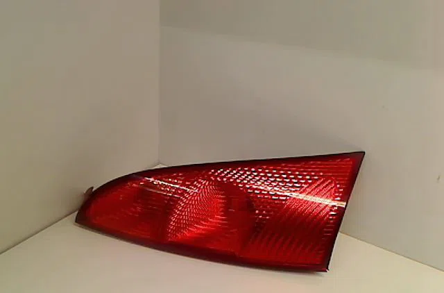 Feu arrière gauche FORD FOCUS I  1.8 TDDI 90ch occasion