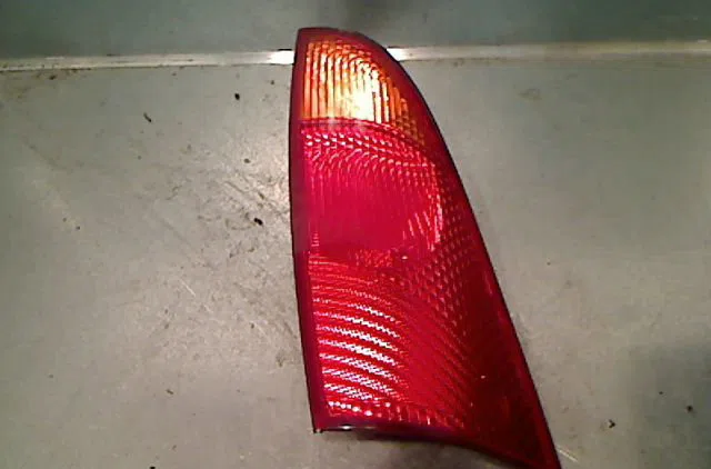 Feu arrière gauche Ford FOCUS I (DAW, DBW) 1.8 tdci (2001-2004) occasion
