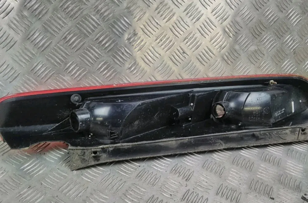 Feu arrière gauche Ford FOCUS II (DA_, HCP, DP) 1.6 tdci (2004-2012) occasion