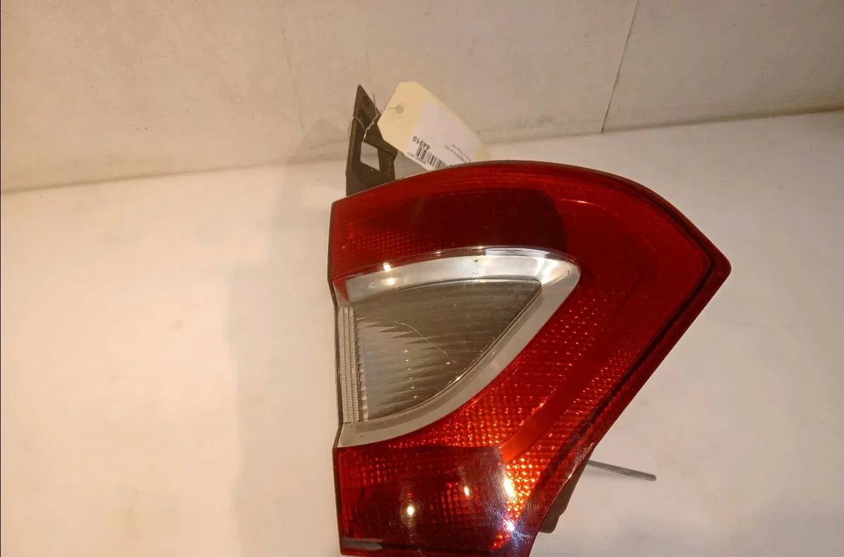 Feu arrière gauche Ford GALAXY II (WA6) 1.8 tdci (2006-2015) occasion