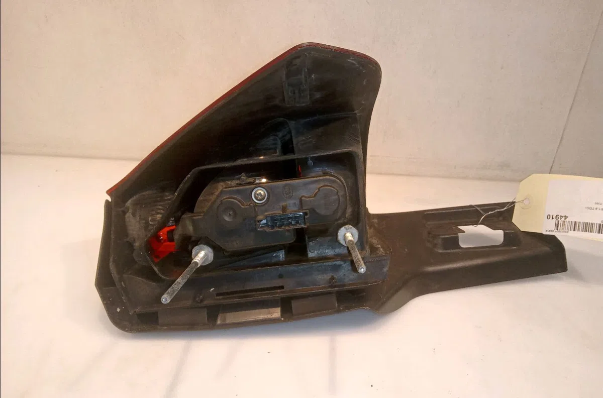 Feu arrière gauche Ford GALAXY II (WA6) 1.8 tdci (2006-2015) occasion