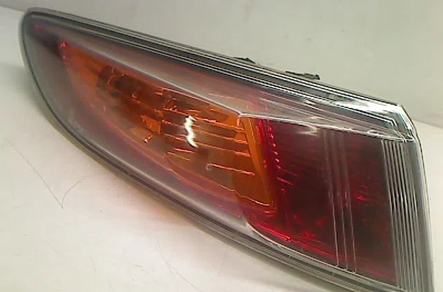 Feu arrière gauche Honda CIVIC VIII Hatchback (FN, FK) 2.2 ctdi (fk3) (2005) 5 portes occasion