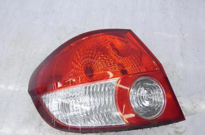 Feu arrière gauche HYUNDAI GETZ PHASE 1 occasion