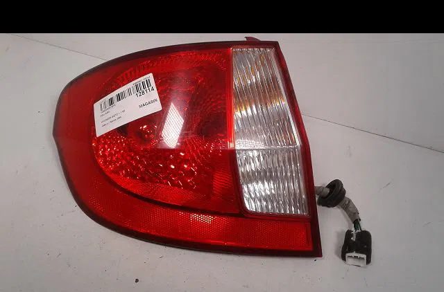 Feu arrière gauche Hyundai GETZ (TB) 1.1 (2002-2005) 5 portes occasion