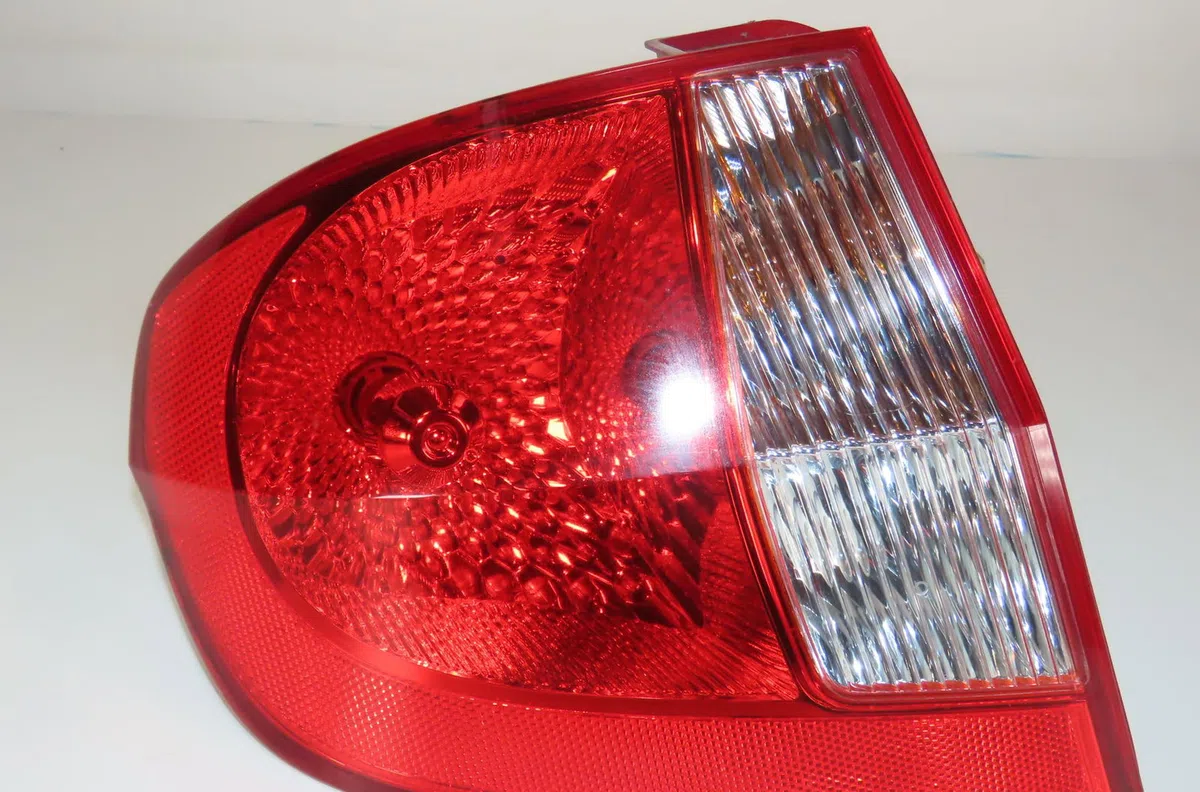 Feu arrière gauche Hyundai GETZ (TB) 1.1 (2002-2005) 5 portes occasion