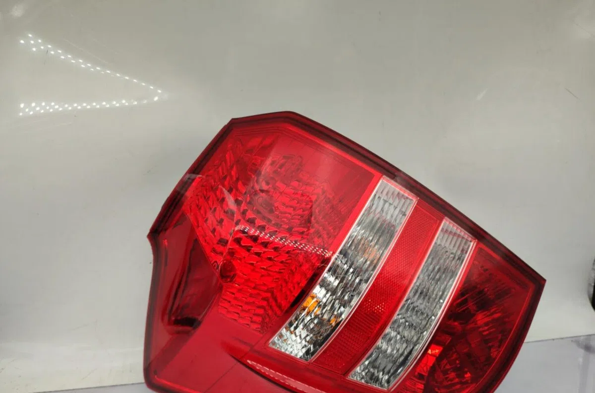 Feu arrière gauche KIA CEE-D 1 SPORT WAGON PHASE 1 BREAK occasion