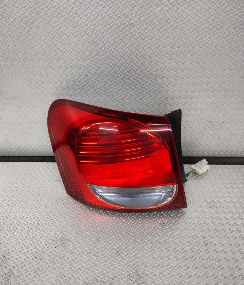 Feu arrière gauche Lexus GS (_S19_) 450h (grs191_, gws191_) (2006-2011) occasion
