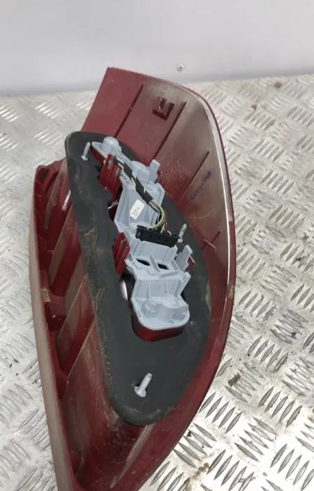 Feu arrière gauche MERCEDES CLASSE A 169 PHASE 1 occasion