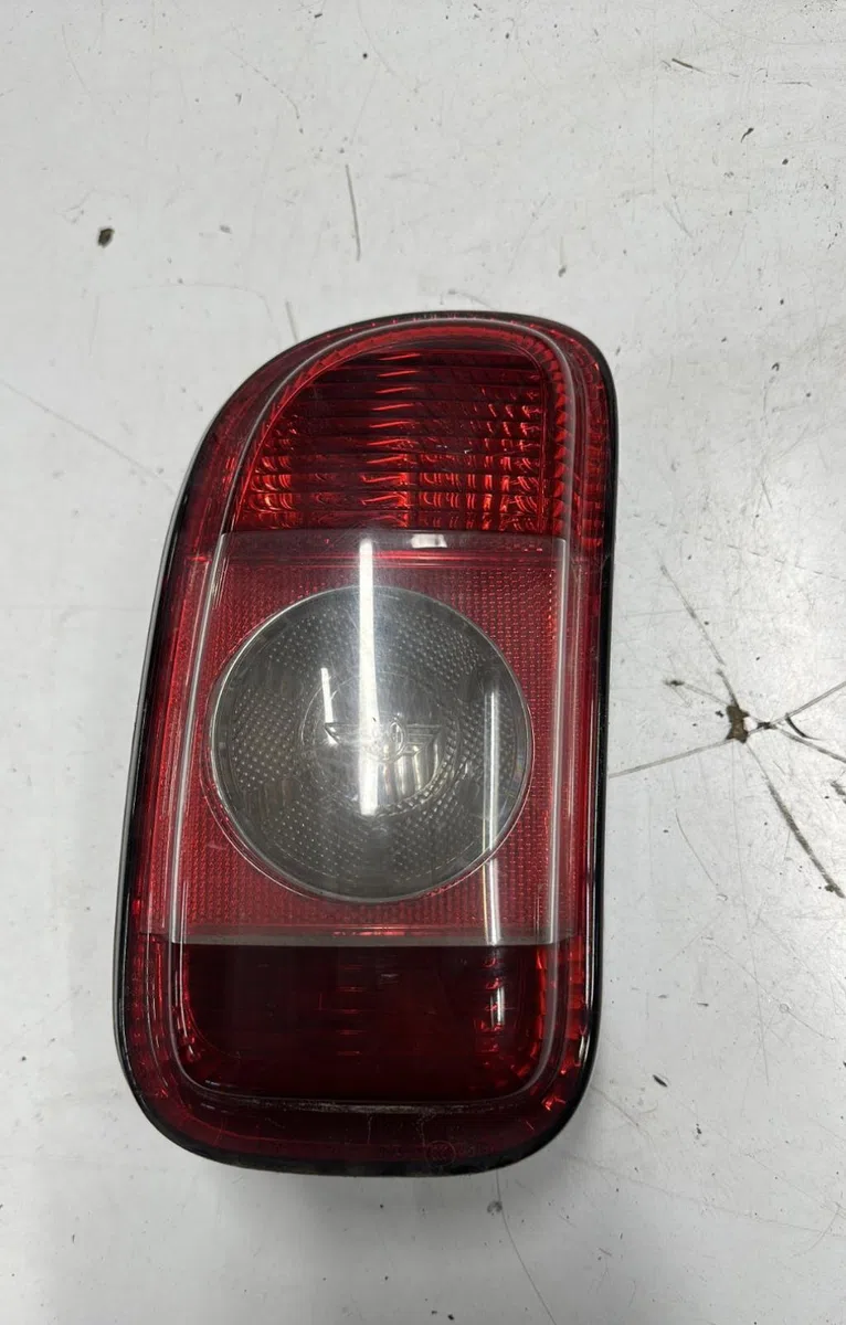Feu arrière gauche MINI MINI 2 R55 CLUBMAN PHASE 1 BREAK occasion