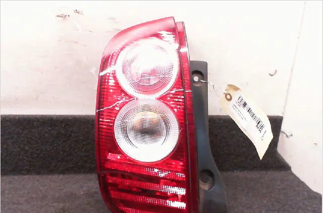 Feu arrière gauche Nissan MICRA III (K12) 1.2 16v (2003-2010) occasion