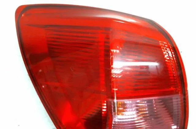 Feu arrière gauche Nissan QASHQAI - QASHQAI 2 I (J10, NJ10, JJ10E) 2.0 dci (2007-2013) occasion
