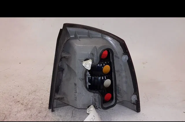 Feu arrière gauche Opel ASTRA G 3-5 portes (T98) 1.7 dti 16v (f08, f48) (2000-2005) occasion