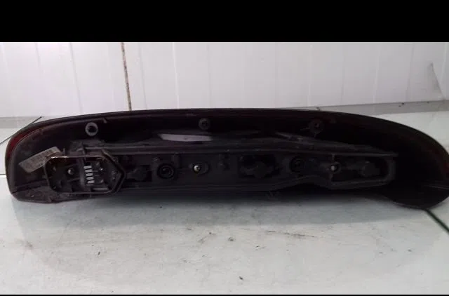 Feu arrière gauche Opel CORSA C (X01) 1.7 dti (f08, f68) (2000-2009) 5 portes occasion