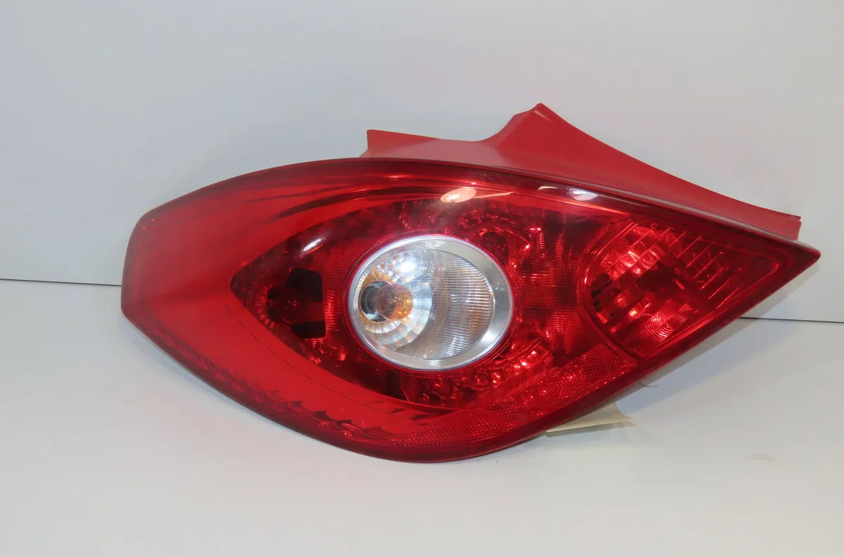 Feu arrière gauche Opel CORSA D (S07) 1.3 cdti (l08, l68) (2006-2014) 5 portes occasion