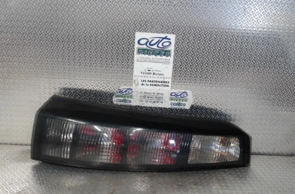 Feu arrière gauche Opel MERIVA A Monospace (X03) 1.7 cdti (e75) (2003-2010) occasion