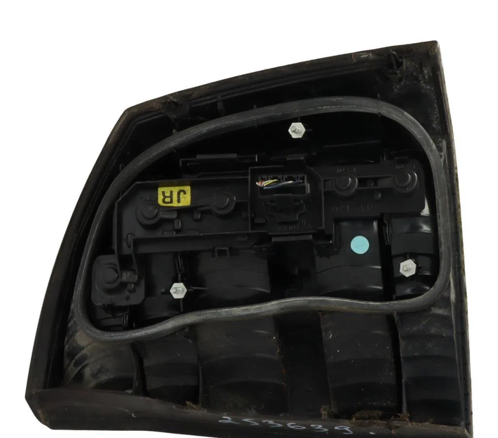 Feu arrière gauche Opel VECTRA C GTS (Z02) 2.2 dti 16v (f68) (2002-2006) occasion