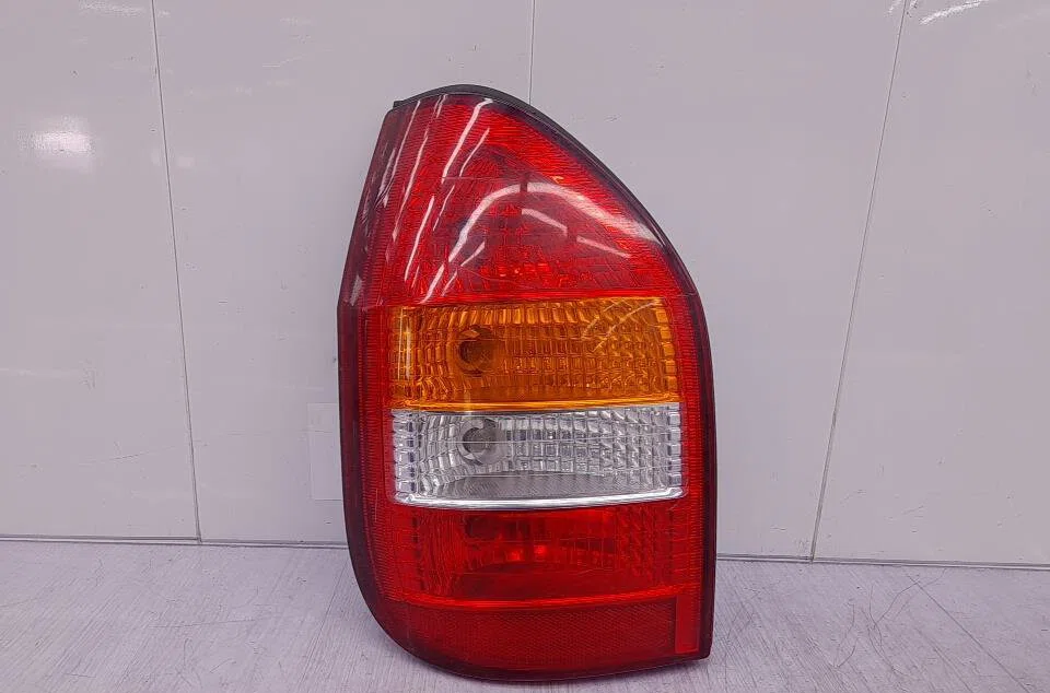 Feu arrière gauche OPEL ZAFIRA A PHASE 1 occasion