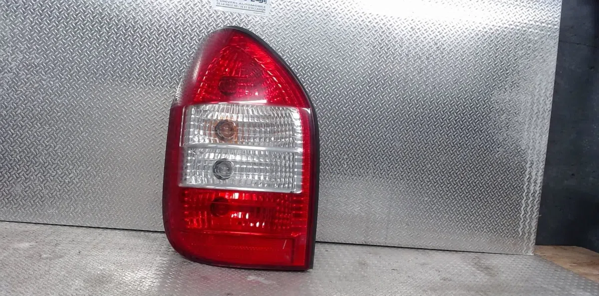Feu arrière gauche OPEL ZAFIRA A ZAFIRA A PHASE 2 occasion