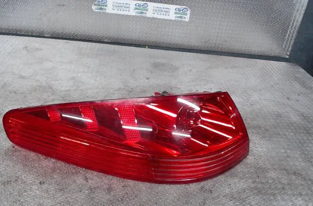 Feu arrière gauche Peugeot 607 (9D, 9U) 2.0 hdi (2005-2011) occasion