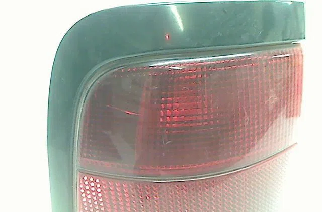 Feu arrière gauche PEUGEOT 806 occasion