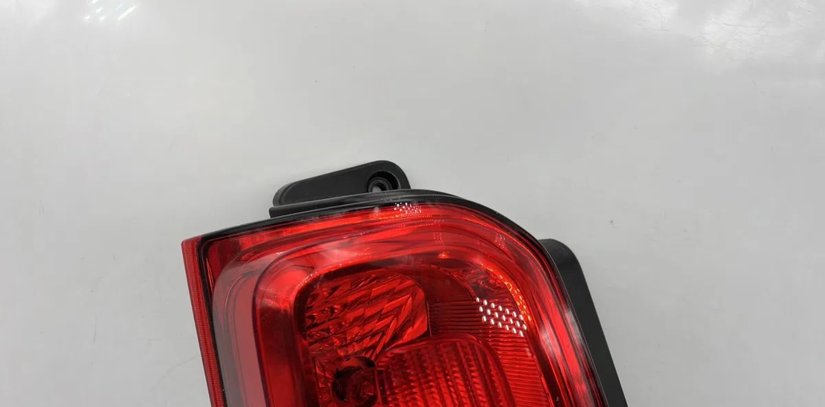 Feu arrière gauche PEUGEOT EXPERT 3 PHASE 1 occasion